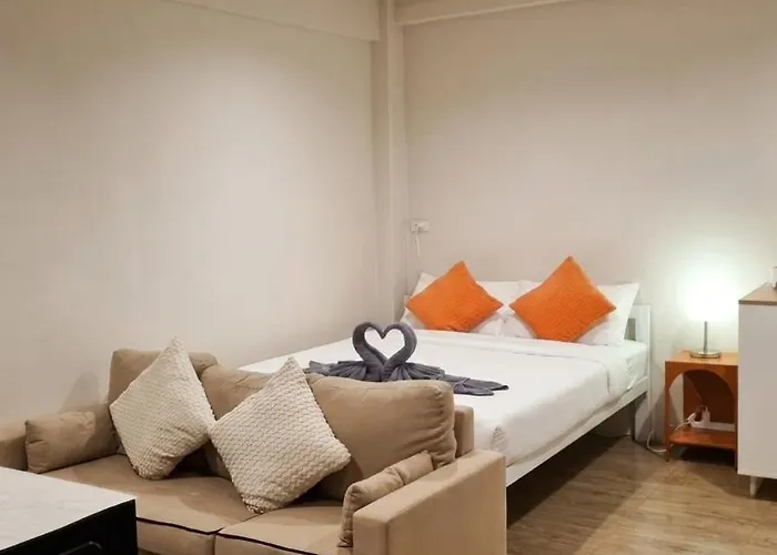 아파트 Pitarntong - Cozy Near Mrt Bang Son