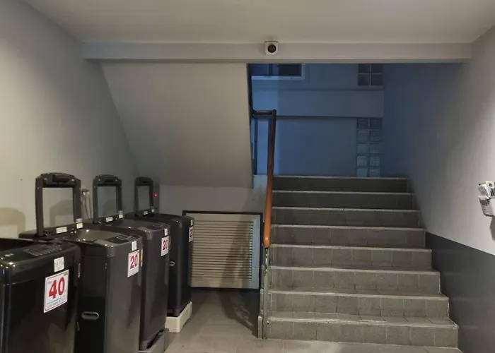 Pitarntong - Cozy Near Mrt Bang Son 방콕