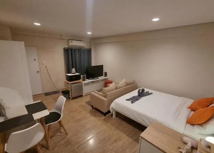 Pitarntong - Cozy Near Mrt Bang Son 아파트 *