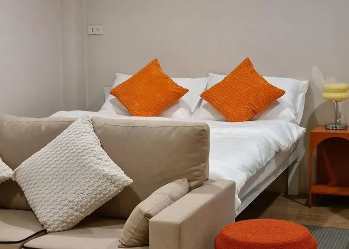 아파트 Pitarntong - Cozy Near Mrt Bang Son